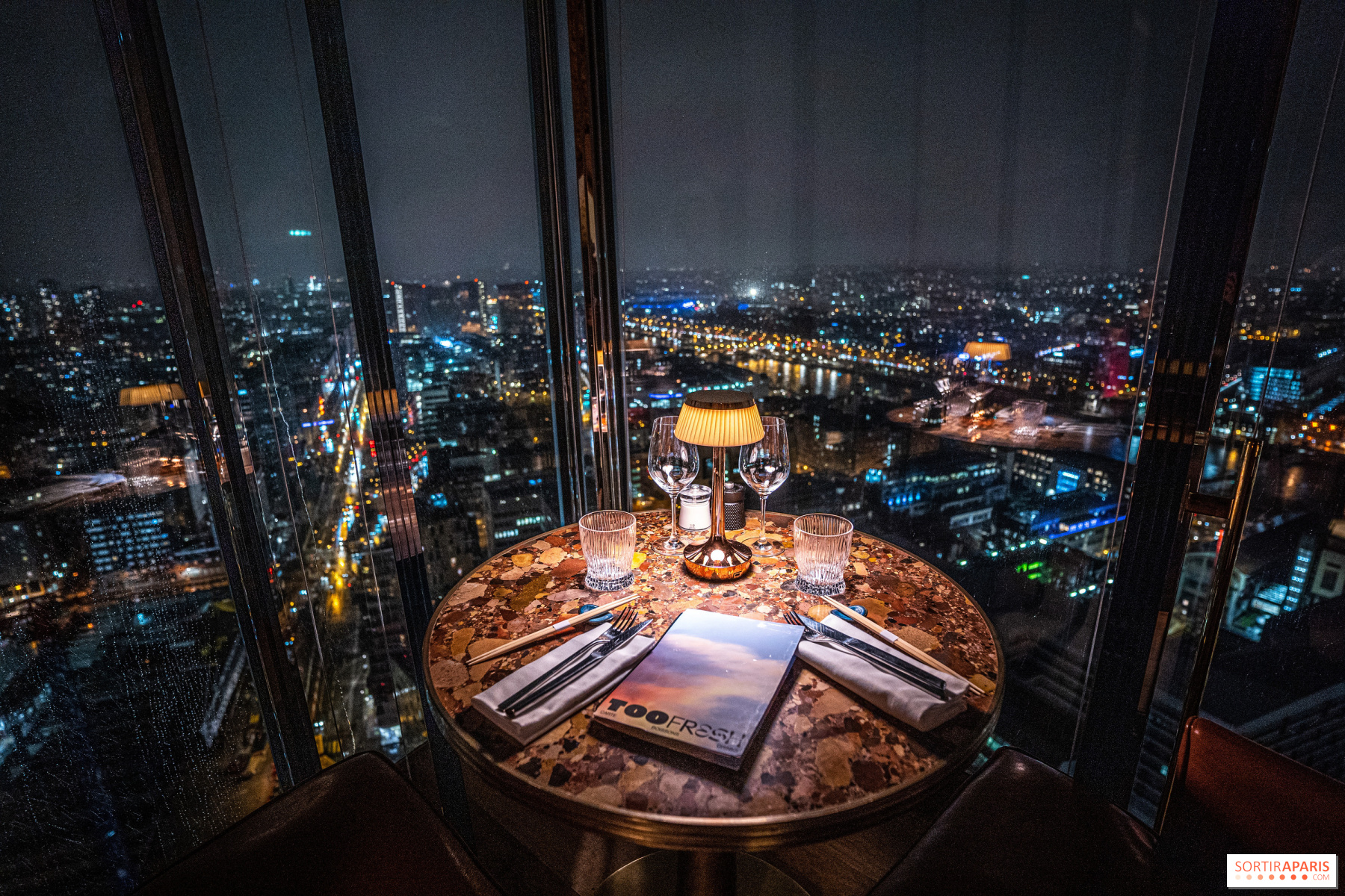 Cena en TOO RESTAURANT Paris 